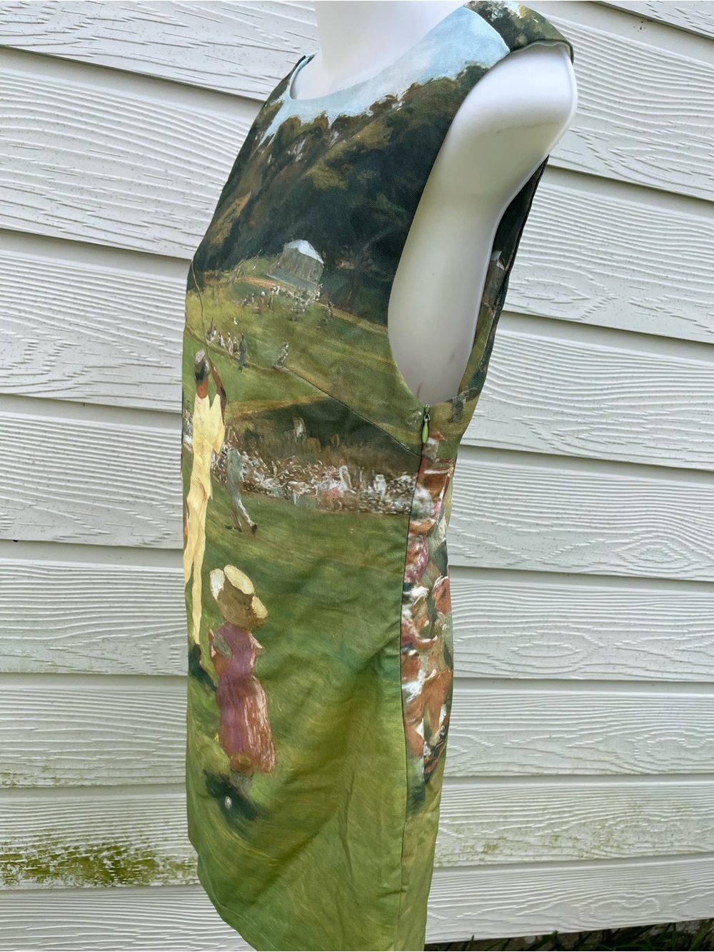 Vintage-Style Sleeveless Tunic Dress with Impressionist Golf Scene - Green - Picture 2 of 7